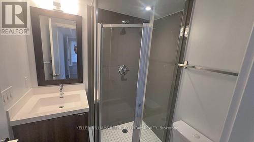 1201 - 7 Mabelle Avenue, Toronto, ON - Indoor Photo Showing Bathroom