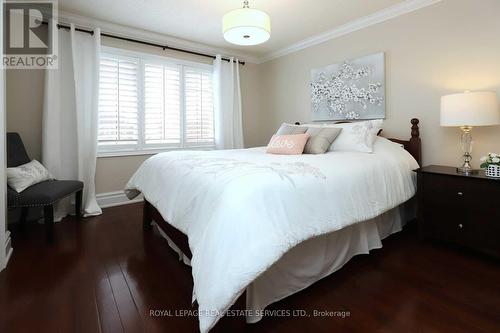 4415 Trailmaster Drive, Mississauga, ON - Indoor Photo Showing Bedroom