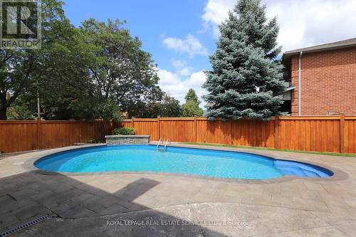 4415 Trailmaster Drive, Mississauga, ON - Outdoor With In Ground Pool With Backyard