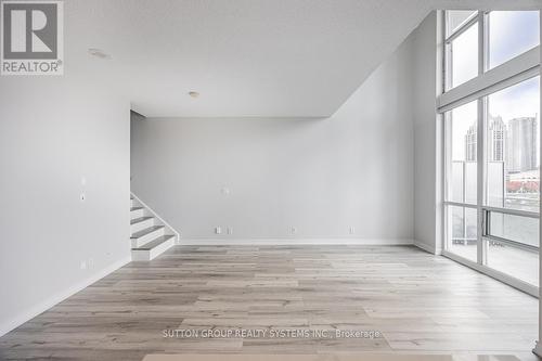 505 - 3939 Duke Of York Boulevard, Mississauga, ON - Indoor Photo Showing Other Room