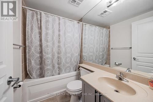 505 - 3939 Duke Of York Boulevard, Mississauga, ON - Indoor Photo Showing Bathroom