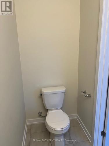 151 Melody Lane, Thorold, ON - Indoor Photo Showing Bathroom