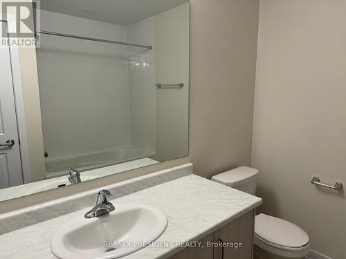 151 Melody Lane, Thorold, ON - Indoor Photo Showing Bathroom