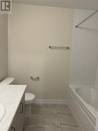 151 Melody Lane, Thorold, ON - Indoor Photo Showing Bathroom