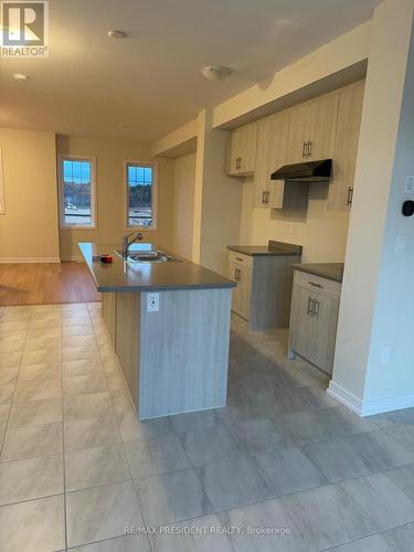 151 Melody Lane, Thorold, ON - Indoor Photo Showing Kitchen