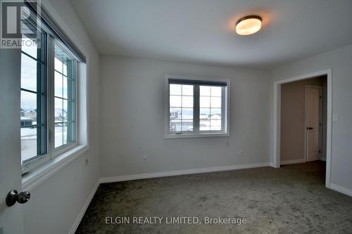 118 Benjamin Parkway, St. Thomas, ON - Indoor Photo Showing Other Room