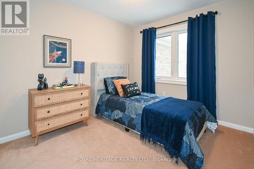 8 Chicory Lane, Toronto, ON - Indoor Photo Showing Bedroom