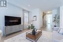 1949 Barbertown Road, Mississauga, ON  - Indoor Photo Showing Living Room 