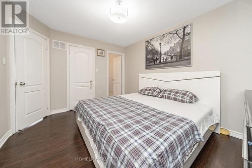 9 Magdalene Crescent, Brampton, ON - Indoor Photo Showing Bedroom