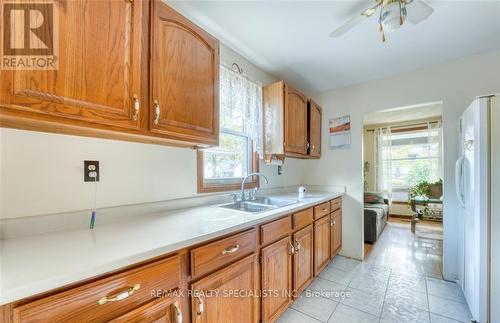 610 Vanier Street E, Windsor, ON - Indoor Photo Showing Kitchen With Double Sink