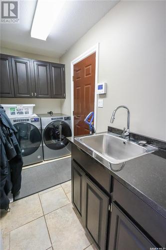 25 Oliver Way, Prince Albert, SK - Indoor Photo Showing Laundry Room