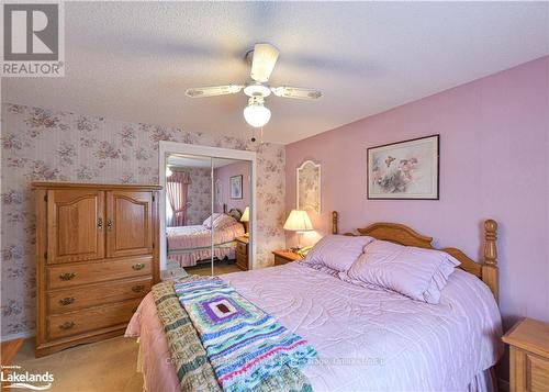 56 Tecumseth Pines Drive, New Tecumseth, ON - Indoor Photo Showing Bedroom