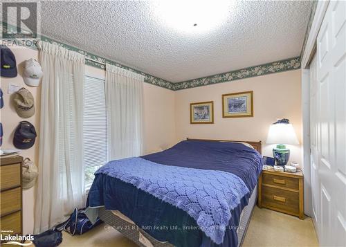 56 Tecumseth Pines Drive, New Tecumseth, ON - Indoor Photo Showing Bedroom