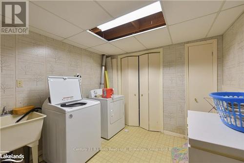 56 Tecumseth Pines Drive, New Tecumseth, ON - Indoor Photo Showing Laundry Room