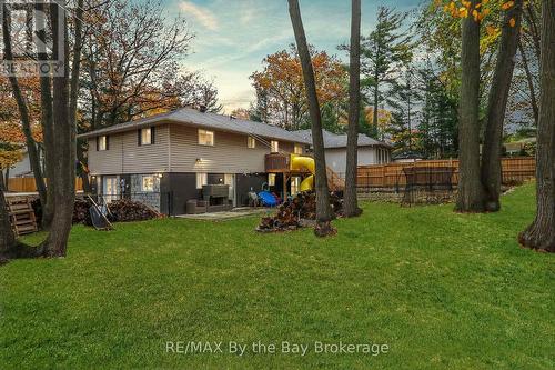 109 Knox Road W, Wasaga Beach, ON - Outdoor