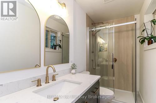 109 Knox Road W, Wasaga Beach, ON - Indoor Photo Showing Bathroom