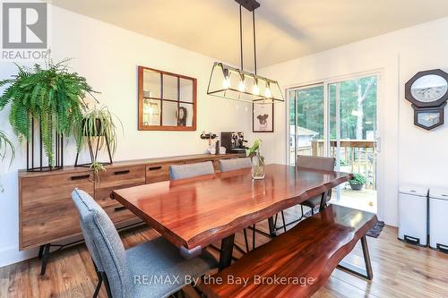 109 Knox Road W, Wasaga Beach, ON - Indoor Photo Showing Dining Room