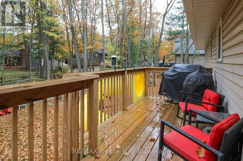 109 Knox Road W, Wasaga Beach, ON - Outdoor With Deck Patio Veranda