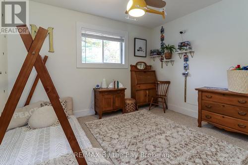 109 Knox Road W, Wasaga Beach, ON - Indoor Photo Showing Bedroom