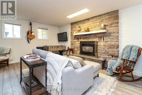 109 Knox Road W, Wasaga Beach, ON - Indoor Photo Showing Living Room With Fireplace