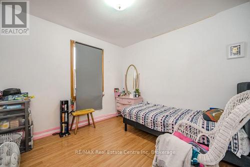 113 Elizabeth Street, Guelph (Two Rivers), ON - Indoor Photo Showing Bedroom