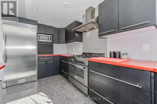 66 Healey Street, Centre Wellington (Elora/Salem), ON - Indoor Photo Showing Kitchen