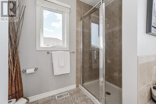 66 Healey Street, Centre Wellington (Elora/Salem), ON - Indoor Photo Showing Bathroom