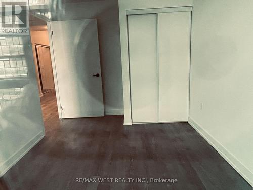 1608 - 127 Broadway Avenue, Toronto, ON - Indoor Photo Showing Other Room