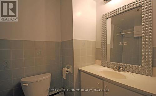 38 Finch Avenue W, Toronto, ON - Indoor Photo Showing Bathroom