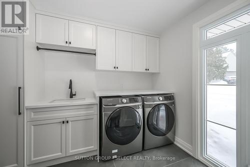 63 Doncaster Avenue, London, ON - Indoor Photo Showing Laundry Room