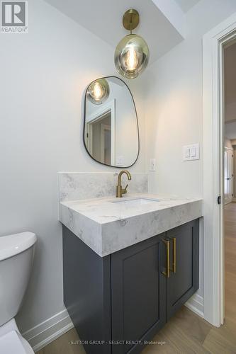 63 Doncaster Avenue, London, ON - Indoor Photo Showing Bathroom