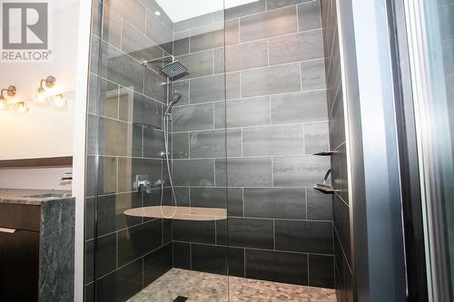 937 Sunnyside Beach Rd, Sault Ste. Marie, ON - Indoor Photo Showing Bathroom