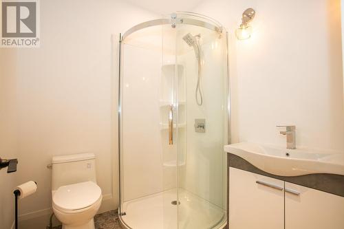 937 Sunnyside Beach Rd, Sault Ste. Marie, ON - Indoor Photo Showing Bathroom