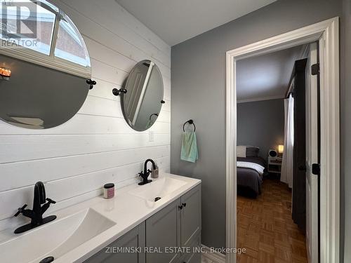 237 Devonshire Avenue, Iroquois Falls, ON - Indoor Photo Showing Bathroom