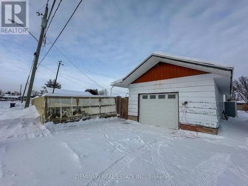 237 Devonshire Avenue, Iroquois Falls, ON - Outdoor