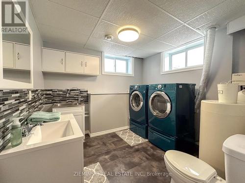 237 Devonshire Avenue, Iroquois Falls, ON - Indoor Photo Showing Laundry Room