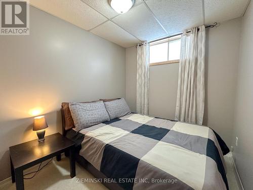 237 Devonshire Avenue, Iroquois Falls, ON - Indoor Photo Showing Bedroom