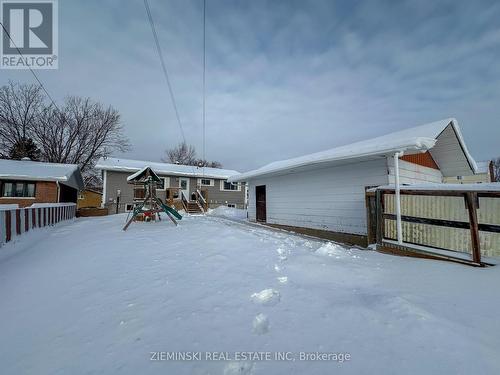 237 Devonshire Avenue, Iroquois Falls, ON - Outdoor