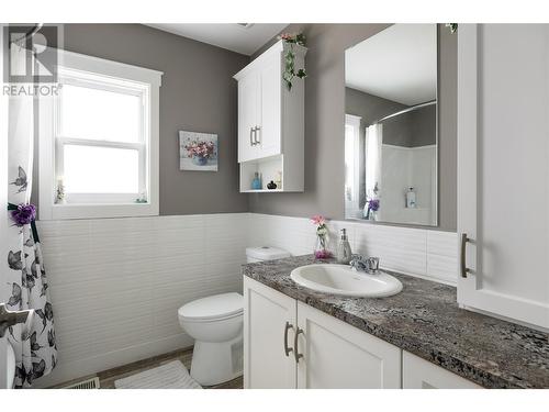 Main bathroom, 4 piece - 9510 97 Highway N Unit# 157, Vernon, BC 