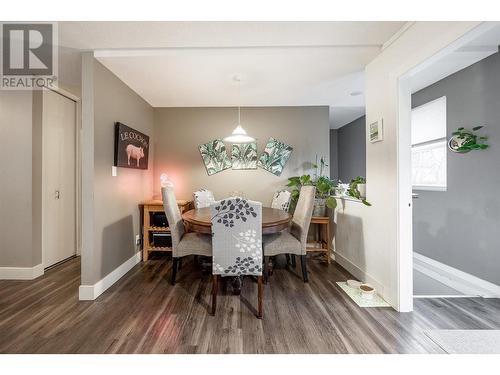 1400-1404 Braemar Street, Kelowna, BC - Indoor Photo Showing Dining Room