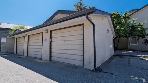 108C-735 Cook Road, Kelowna, BC - Outdoor With Exterior