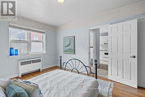 3 - 137 Emerald Street S, Hamilton, ON - Indoor Photo Showing Bedroom