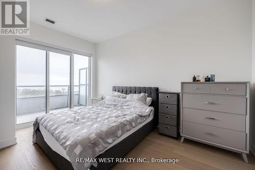 702 - 20 Shore Breeze Drive, Toronto, ON - Indoor Photo Showing Bedroom