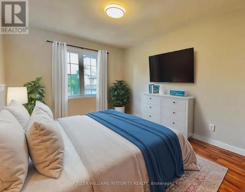 595 Renaissance Drive, Ottawa, ON - Indoor Photo Showing Bedroom