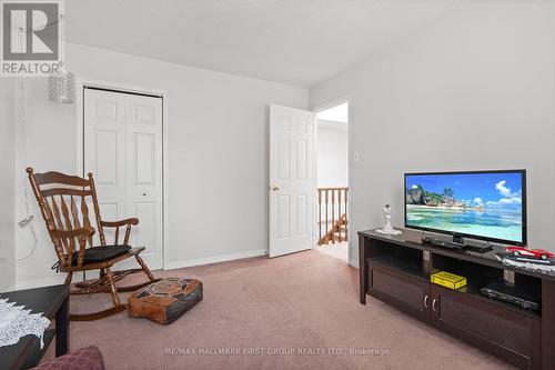 18 Intrepid Drive, Whitby, ON - Indoor Photo Showing Bedroom