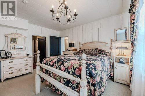 1303 Maryhill Road E, Woolwich, ON - Indoor Photo Showing Bedroom