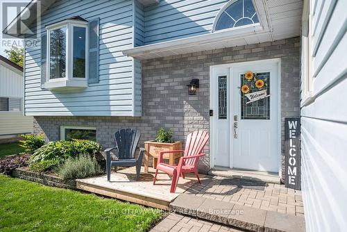 14 Church Street, Laurentian Hills, ON - Outdoor With Deck Patio Veranda