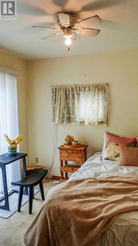 35 Cottage Ln, Sault Ste Marie, ON - Indoor Photo Showing Bedroom