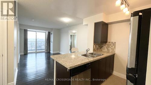 2028 - 25 Greenview Avenue, Toronto, ON - Indoor Photo Showing Kitchen With Double Sink