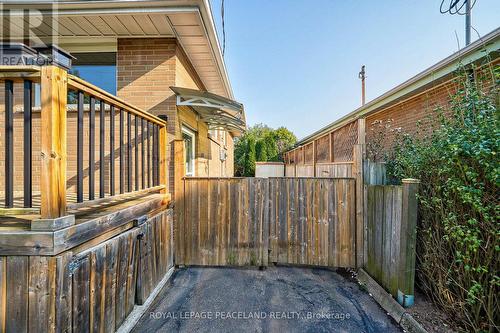 1336 Bunnell Drive, Burlington, ON - Outdoor With Exterior